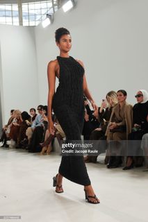 Imaan Hammam feet photo 19