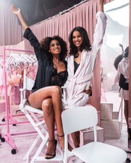 Imaan Hammam feet photo 9