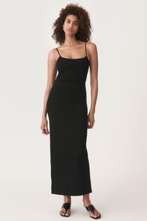 Imaan Hammam feet photo 3