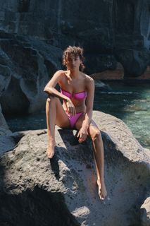 Imaan Hammam feet photo 9