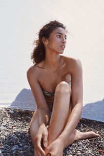 Imaan Hammam feet photo 4
