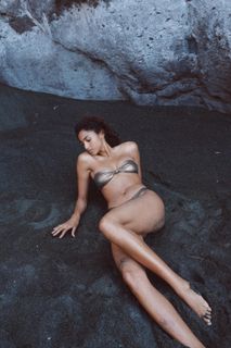 Imaan Hammam feet photo 3