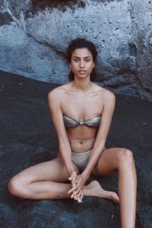 Imaan Hammam feet photo 1