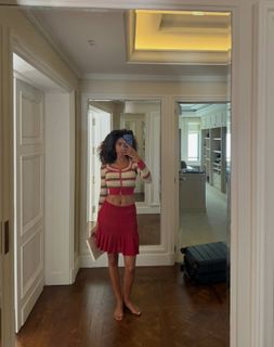 Imaan Hammam feet photo 7