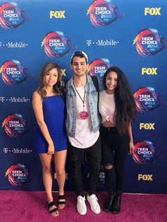 Imane 'Pokimane' Anys feet photo thumbnail