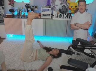 Imane 'Pokimane' Anys feet photo thumbnail
