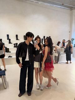 Imane 'Pokimane' Anys feet photo thumbnail