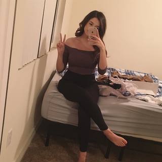 Imane Pokimane Anys feet photo thumbnail