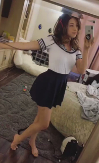Imane Pokimane Anys feet photo thumbnail