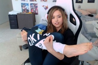 Imane Pokimane Anys feet photo thumbnail