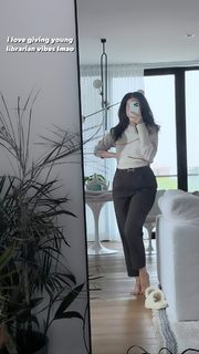 Imane Pokimane Anys feet photo thumbnail