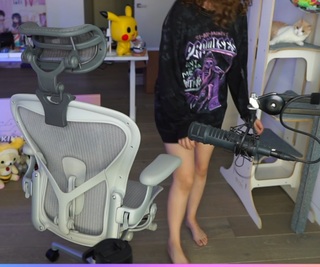 Imane Pokimane Anys feet photo thumbnail