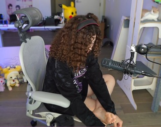 Imane Pokimane Anys feet photo thumbnail