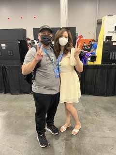 Imane Pokimane Anys feet photo thumbnail