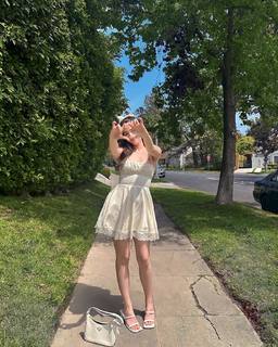 Imane Pokimane Anys feet photo thumbnail
