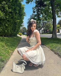 Imane Pokimane Anys feet photo thumbnail