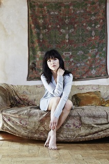 Imelda May feet photo 1