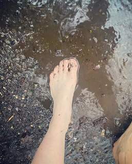 Imelda May feet photo 4