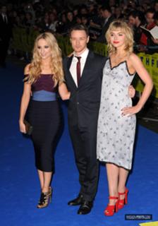 Imogen Poots feet photo thumbnail