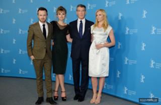 Imogen Poots feet photo thumbnail
