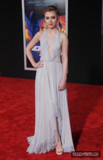 Imogen Poots feet photo thumbnail
