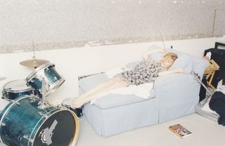 Imogen Poots feet photo thumbnail