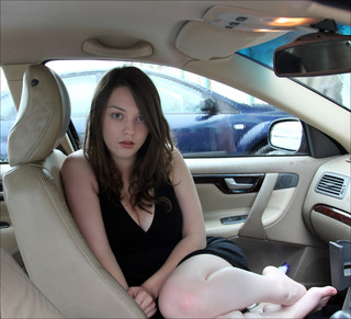 Imogen Rhiannon feet photo 19