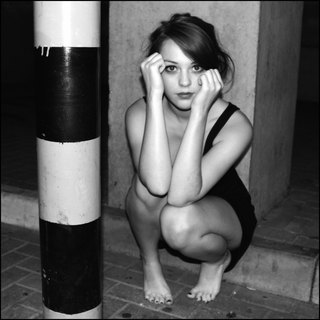 Imogen Rhiannon feet photo 18
