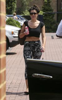 Imogen Thomas feet photo thumbnail