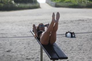 Imogen Thomas feet photo thumbnail