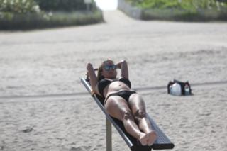 Imogen Thomas feet photo thumbnail