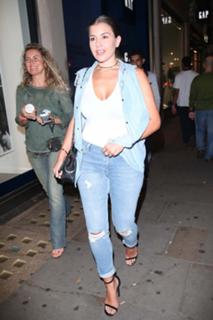 Imogen Thomas feet photo thumbnail