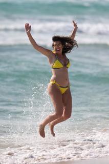 Imogen Thomas feet photo thumbnail