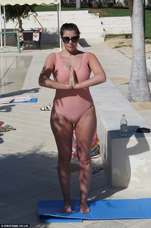 Imogen Thomas feet photo thumbnail