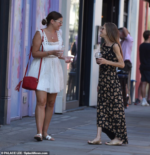 Imogen Thomas feet photo thumbnail