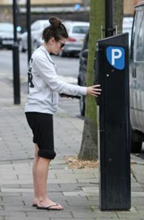 Imogen Thomas feet photo thumbnail