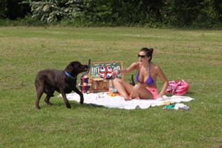 Imogen Thomas feet photo thumbnail