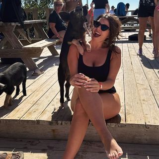 Imogen Thomas feet photo thumbnail