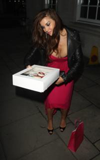 Imogen Thomas feet photo thumbnail