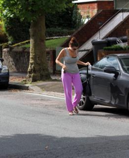 Imogen Thomas feet photo thumbnail