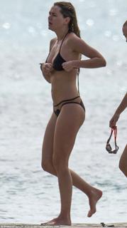Imogen Waterhouse feet photo 12