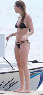 Imogen Waterhouse feet photo 9
