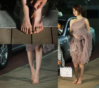 In-Na Yoo feet photo 1