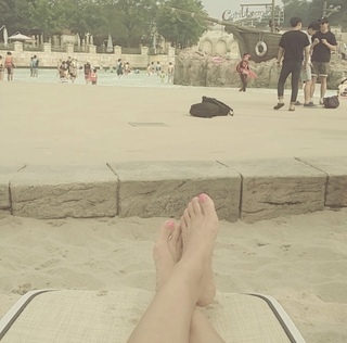 In-hye Oh feet photo 12