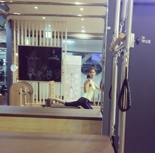 In-hye Oh feet photo 5