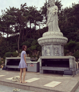In-hye Oh feet photo 1