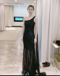 In-hye Oh feet photo 20
