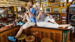 Ina Müller feet photo thumbnail