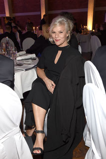 Ina Müller feet photo thumbnail