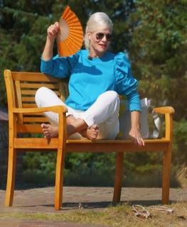 Ina Müller feet photo thumbnail